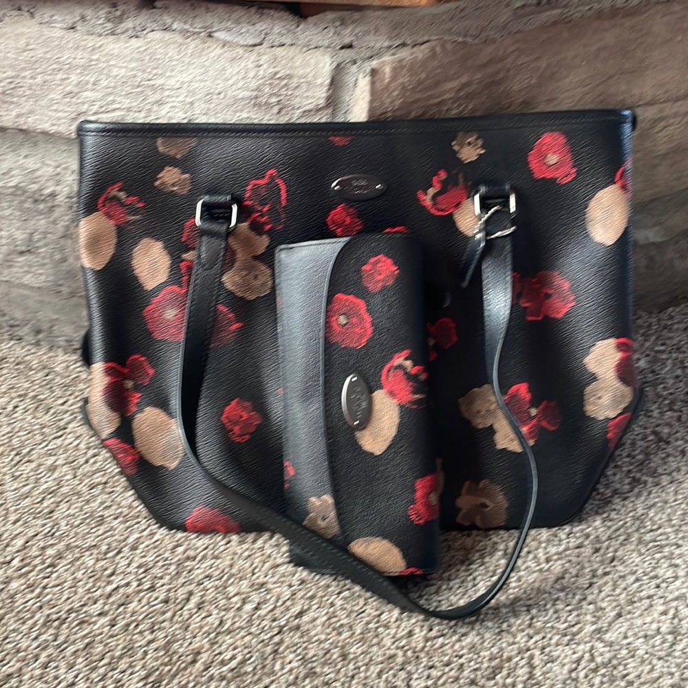 Coach purse with matching wallet